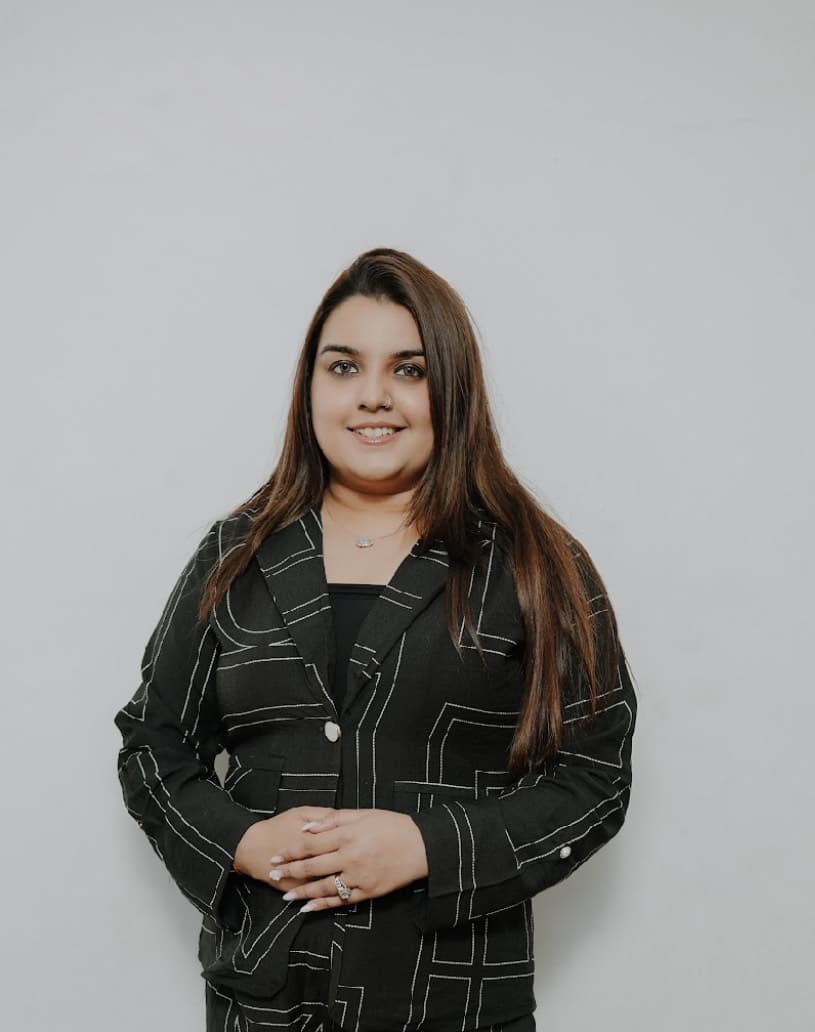 Simran Midha